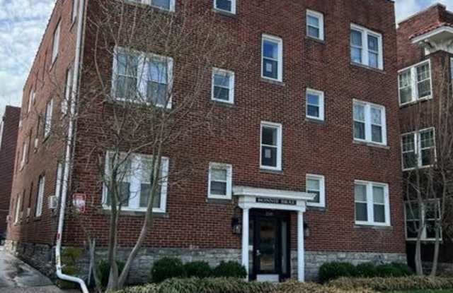 258 East High Street