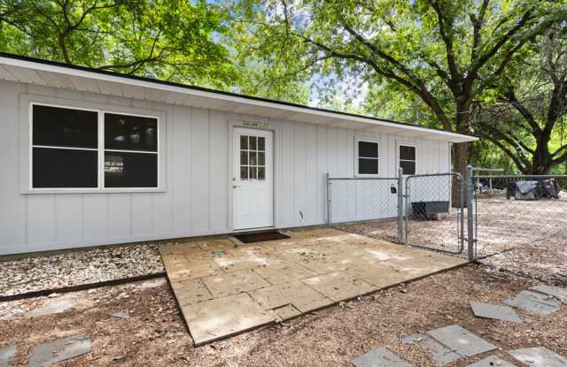 Charming 1-Bedroom 1 Bathroom Near Canyon Lake Dam-Move-In Ready