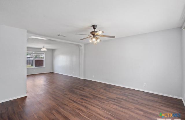 2637 Dove Crossing Drive