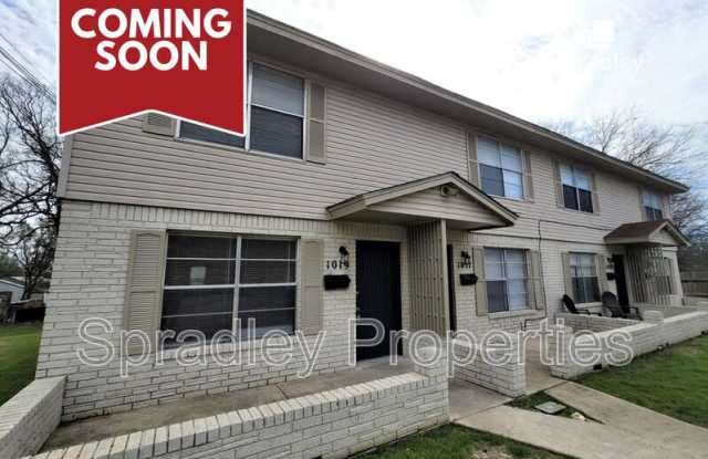 Photo of 1027 North Wall St