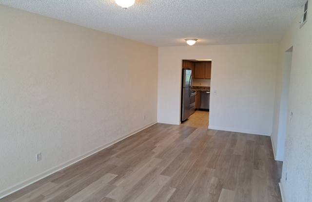 2820 Dupont Street South