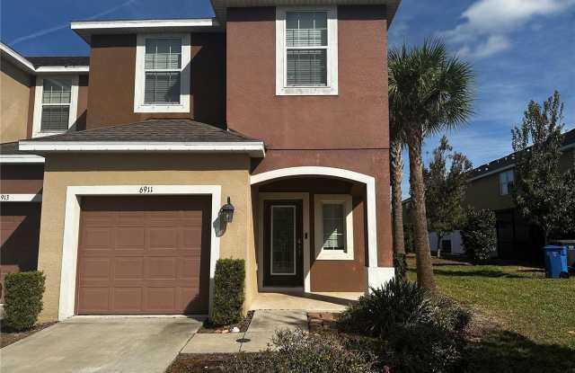 Photo of 6911 WOODCHASE GLEN DRIVE