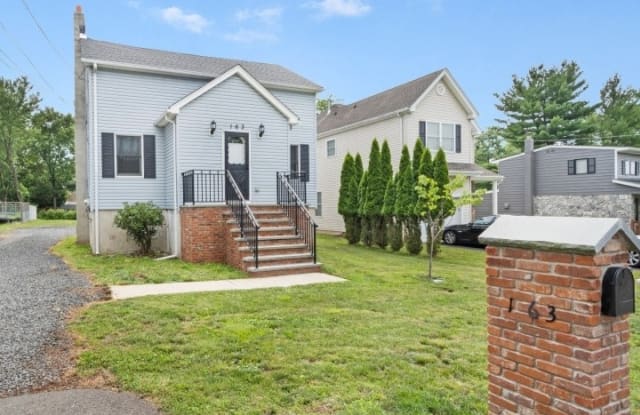 163 Maple St - 163 Maple Street, Bradley Gardens, NJ 08807