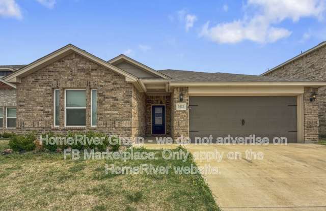1613 Ruby Dr