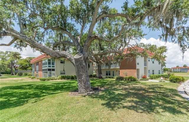 60 Woodland Drive