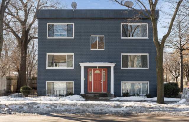 423 W. 31st St., Unit 202
