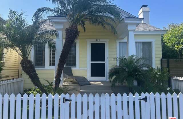 429 Rialto Ave