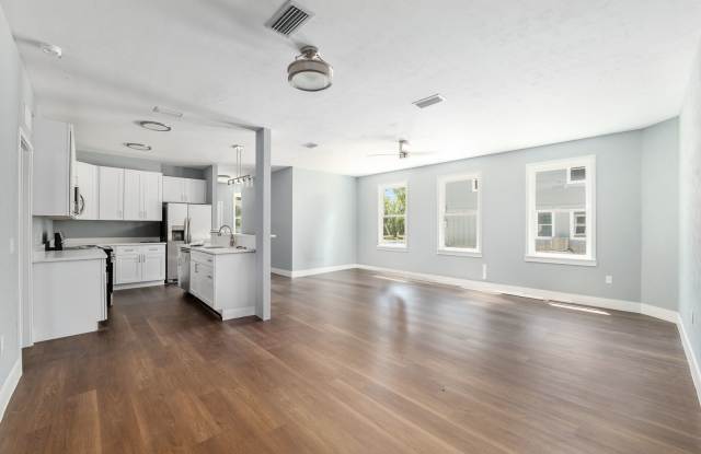 420 NW 3rd Ave - New construction