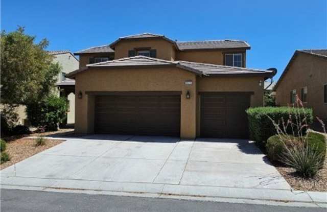 925 Pine Vista Court