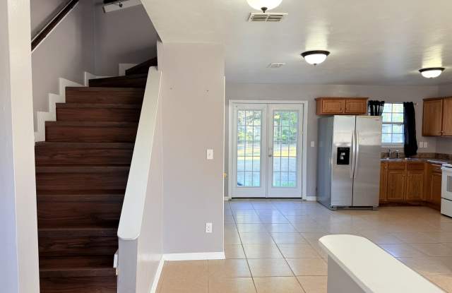 1636 Martin Luther King Boulevard - B