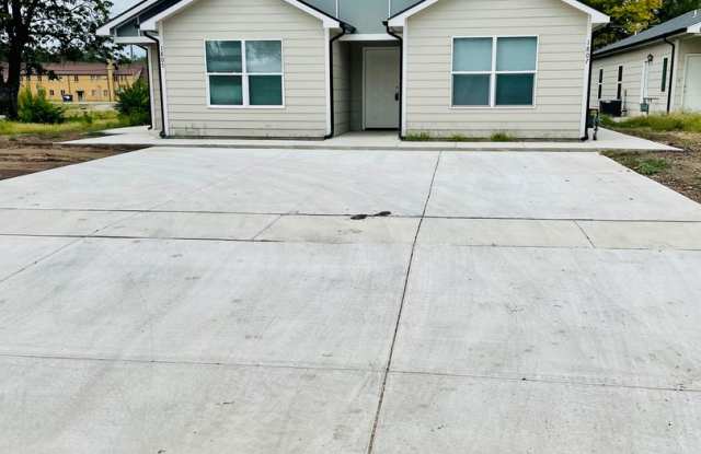 Photo of 4 Bedroom 2 Bath Duplex Built in 2023 - Close To WSU Accepting Sec 8