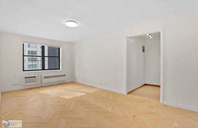 316 East 55th Street