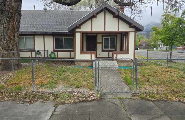 2988 Adams Ave