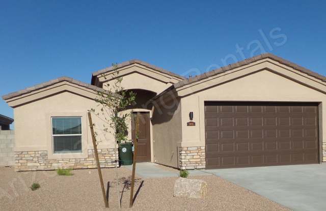 GORGEOUS 3 BEDROOM 2 BATHROOM HOME