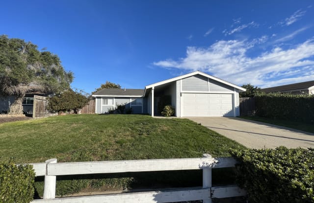 1304 N 2nd St - 1304 2nd Street, Lompoc, CA 93436