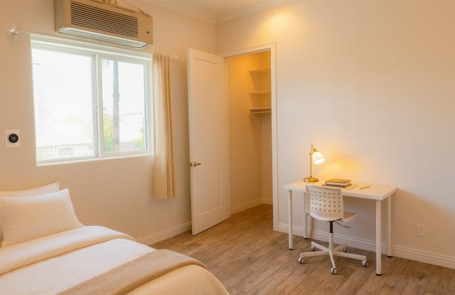 1337 W 36th Place - Co-Living