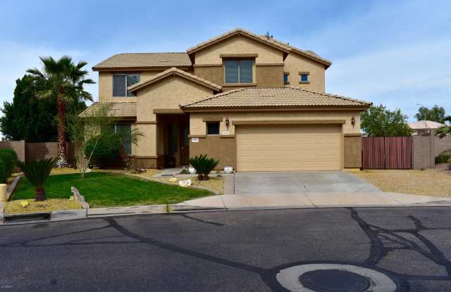1636 N WILBUR --