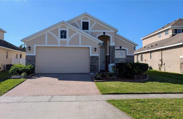 2212 STONE LAKE COURT