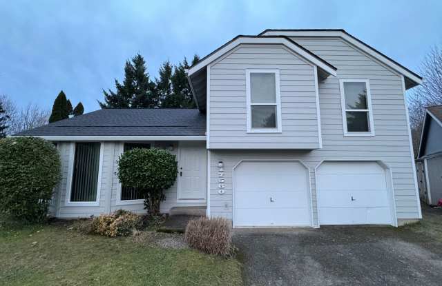 17560 NW Woodmere Court ~ NEW Carpet, NEW Furnace and NEW Central Air Conditioner!