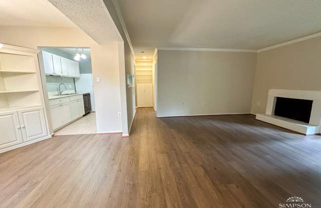 Photo of 4924 Sardis Road - B