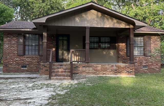 1210 Dunwoody Drive