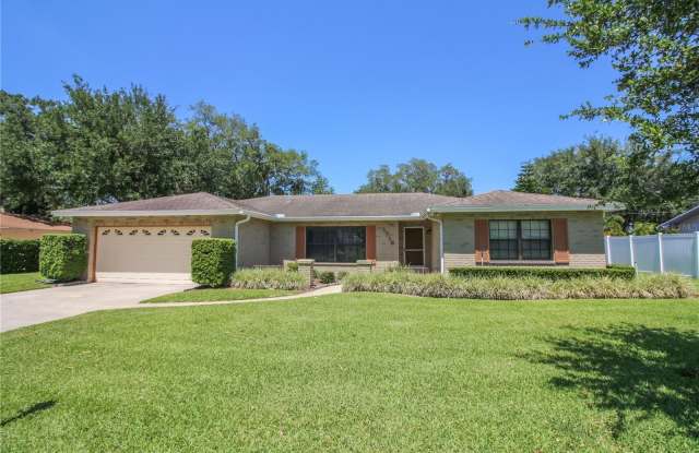 1716 INVERNESS DRIVE - 1716 Inverness Drive, Lakeland, FL 33813