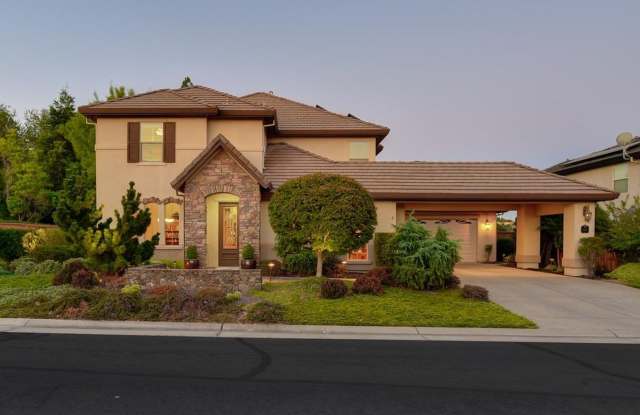 Beautiful Executive 4 Bedroom Home for Rent in Whitney Oaks, Rocklin
