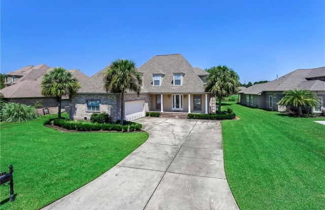 457 E HONORS Court - 457 East Honors Point Court, Eden Isle, LA 70458