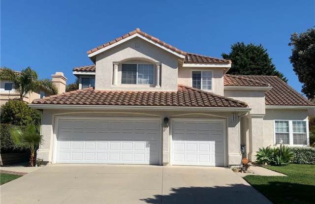 2320 DIAMOND HEAD AWAY - 2320 Diamond Head Way, Oxnard, CA 93036