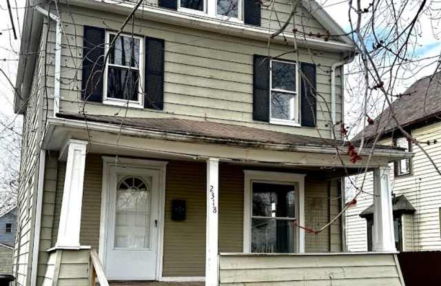 Four bedroom one bathroom home for rent