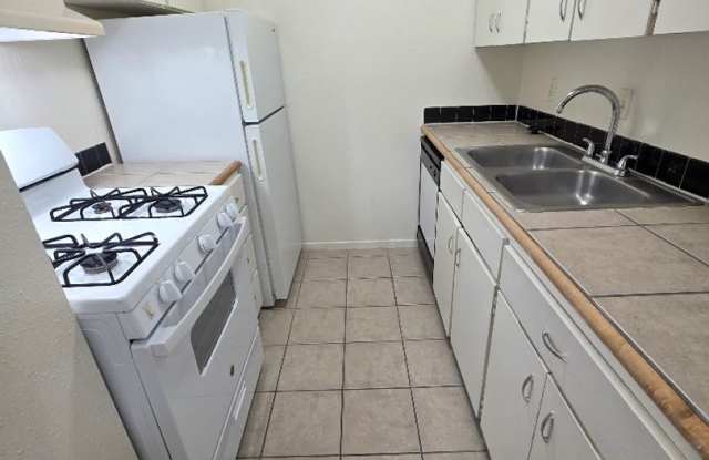 Photo of Kensington Court