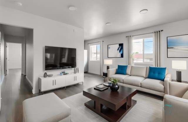 Welcome to your ideal rental in the charming community of Imperial Beach!