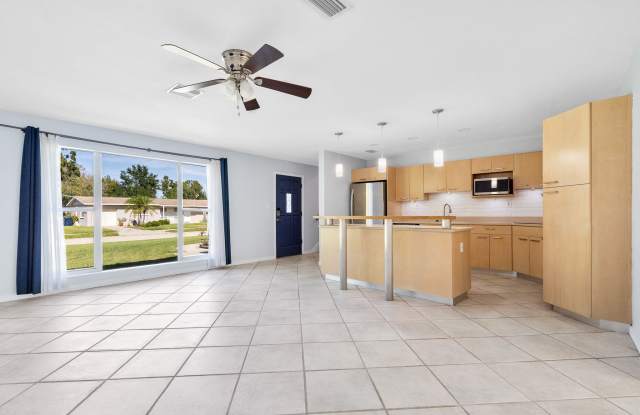 4420 W Fair Oaks Ave