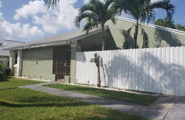 20640 SW 125th Ave - 20640 Southwest 125th Avenue, South Miami Heights, FL 33177