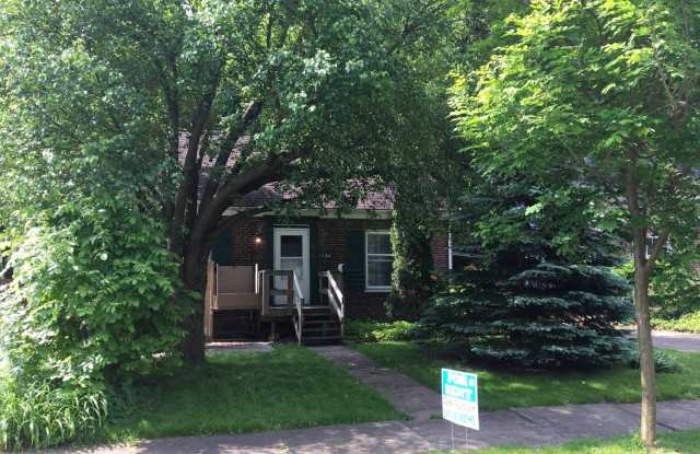 Photo of 1374 Bryden Dr