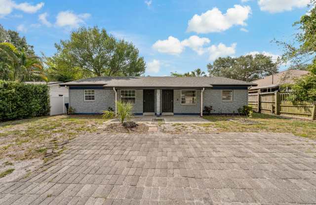3810 S Randall St Apt B