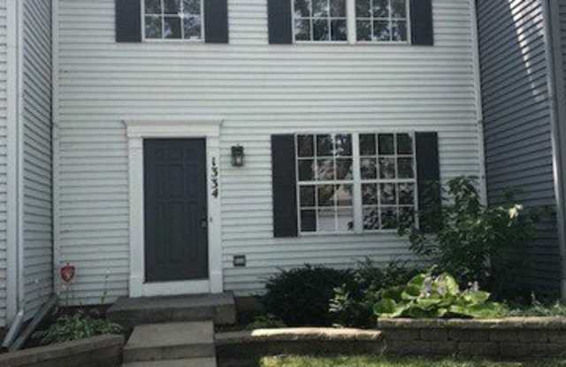 Photo of 1334 Arlington Court unit: 2