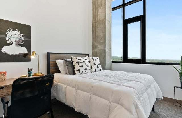 1001 20th St S Unit C21