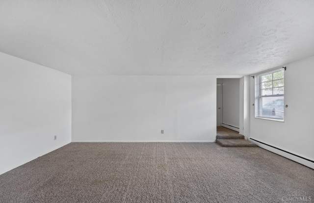 202 North East Street