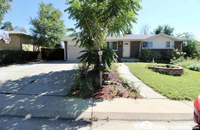 Photo of 6320 Chase Street