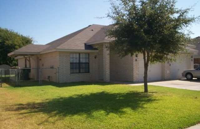 Photo of 2103 Agate Dr