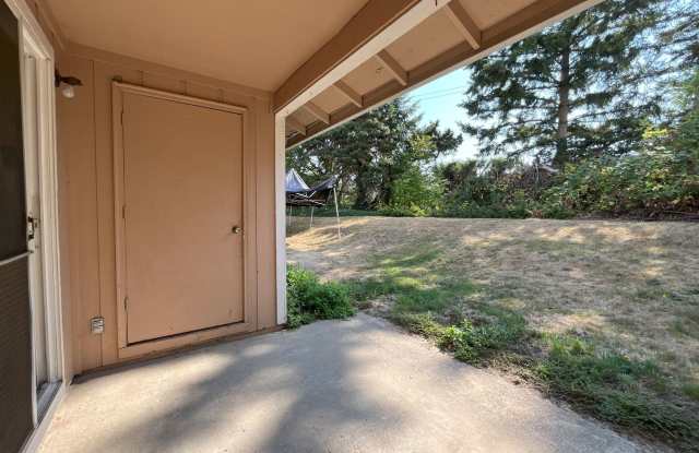 Spacious 2-Bedroom Rock Creek Home with Open Layout, Garage, and Private Outdoor Space