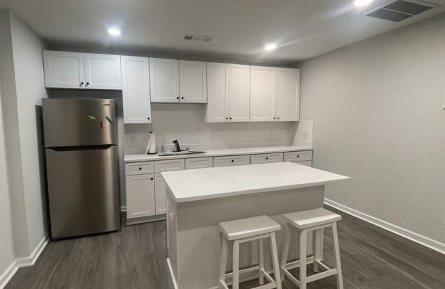 SPACIOUS COTTAGE FOR LEASE - Pre-Leasing August 2026!