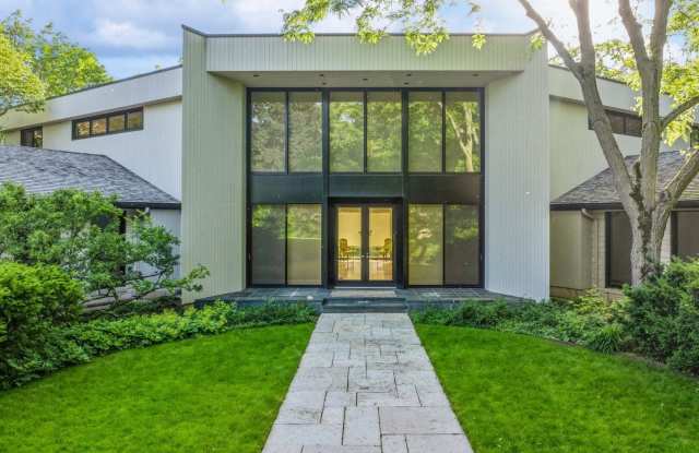 Photo of 21 Lakewood Drive