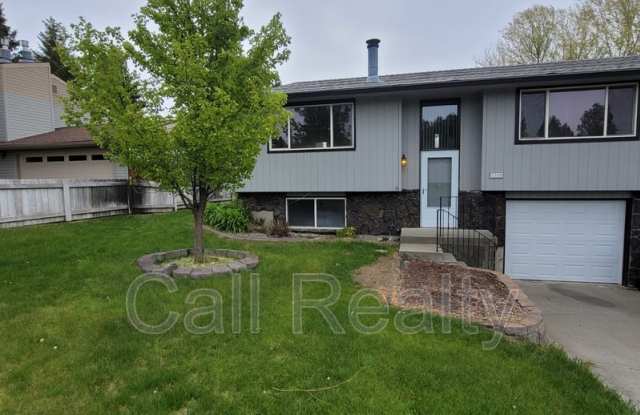 3909 S Moffitt