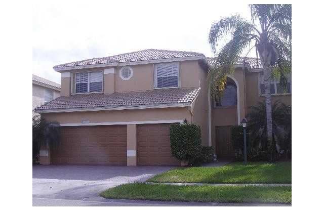 12612 NW 18th Ct - 12612 Northwest 18th Court, Pembroke Pines, FL 33028