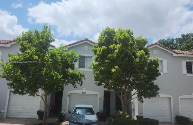 8716 Cypress Walk Ct