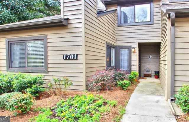 Photo of 1701 Cedar Chase