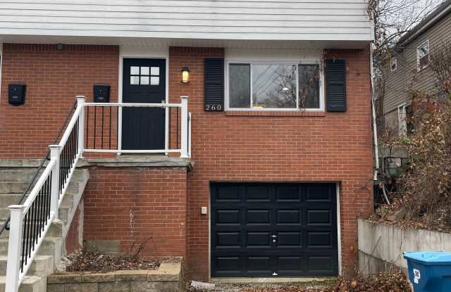 Photo of 260 Evaline St