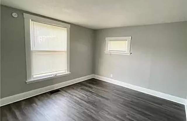 3 bedroom 1 bath home